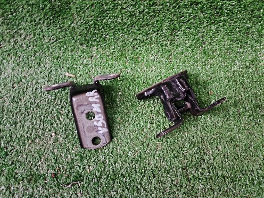 Б.у. петля двери TOYOTA CAMRY V50 ASV50 TOYOTA CAMRY V50 ASV50