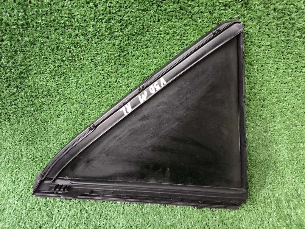 Б.у. форточка двери TOYOTA CAMRY V50 ASV50 TOYOTA CAMRY V50 ASV50