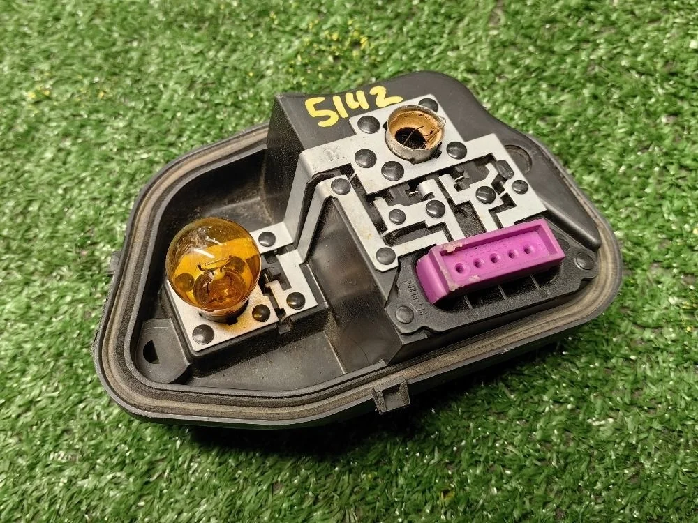 Плата заднего фонаря правого Renault Megane III