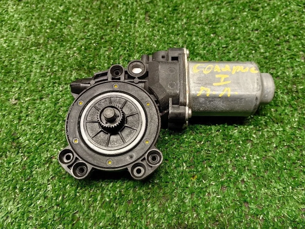 Мотор стеклоподъемника перед лево Hyundai Solaris