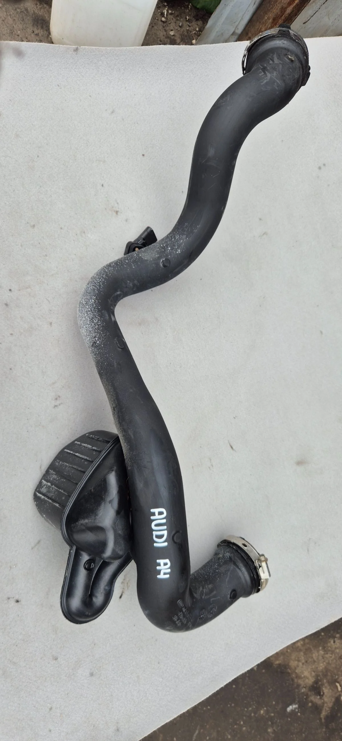 Патрубок интеркулера для Audi A4 (B8) 2007-2015