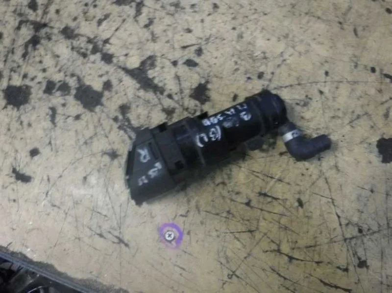 Форсунка омывателя фары Mazda 3 BL