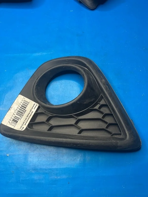 Рамка птф правая Mazda CX-5 2012-2017