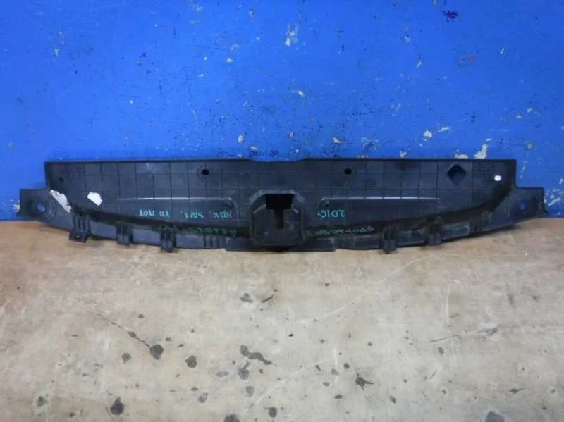 Кожух замка капота Kia Sportage