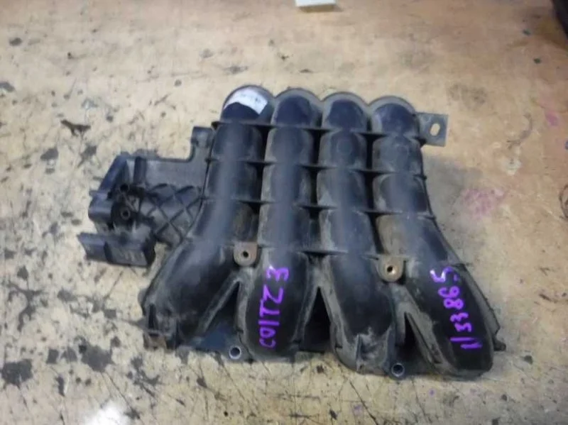 Коллектор впускной Mitsubishi Colt