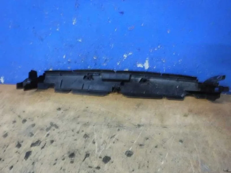 Воздуховод радиатора Toyota RAV4