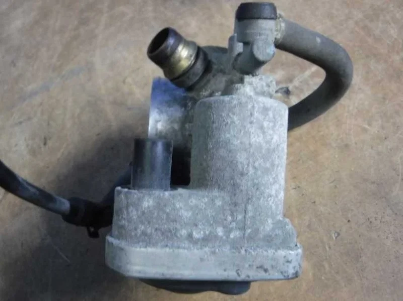 Заслонка дроссельная электрическая Opel Astra H