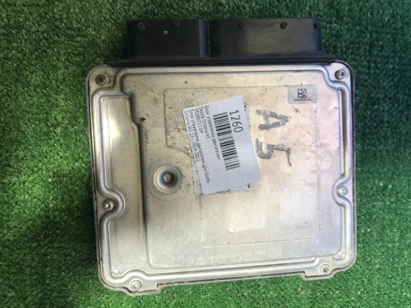 Блок управления двигателем Skoda Octavia A5