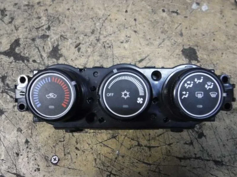 Блок управления отопителем Mitsubishi ASX