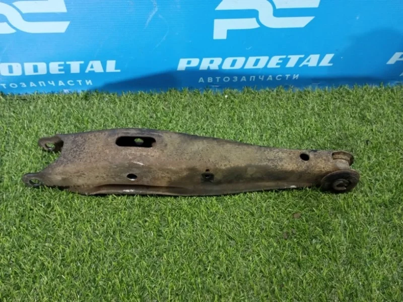 Рычаг поперечный задний правый Lexus IS250 СЕДАН