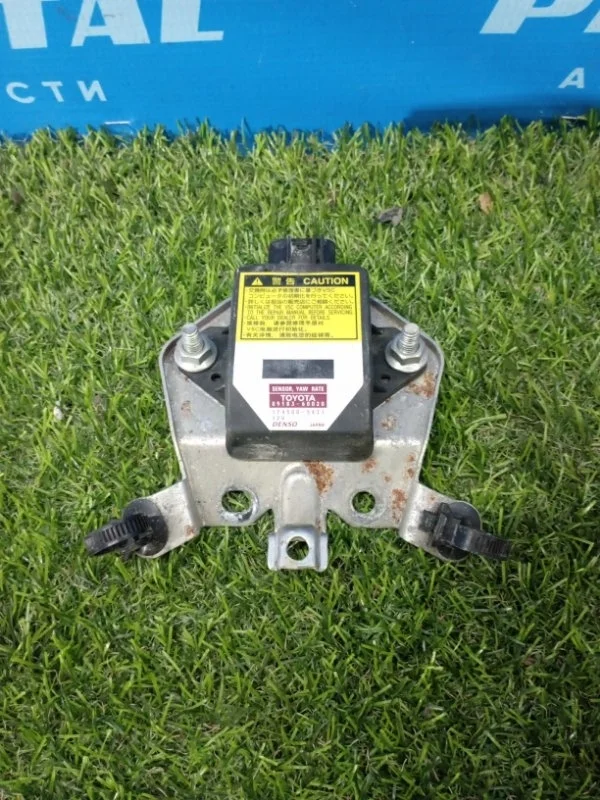 Датчик курсовой устойчивости Lexus IS250 2005-2013