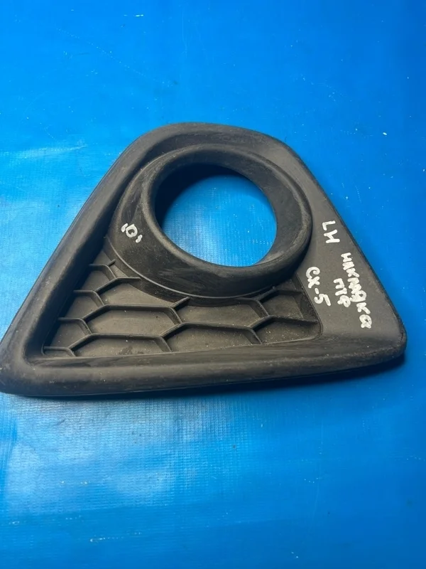 Рамка птф левая Mazda CX-5 2012-2017