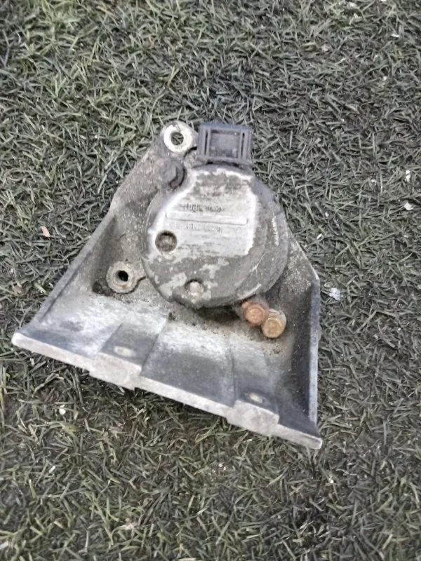 Датчик положения распредвала Volkswagen Passat B5