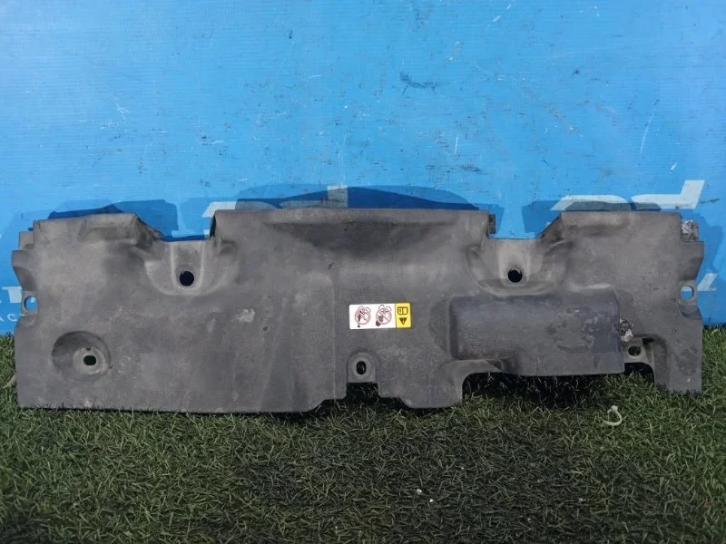 Накладка капота Toyota Rav4 2019+