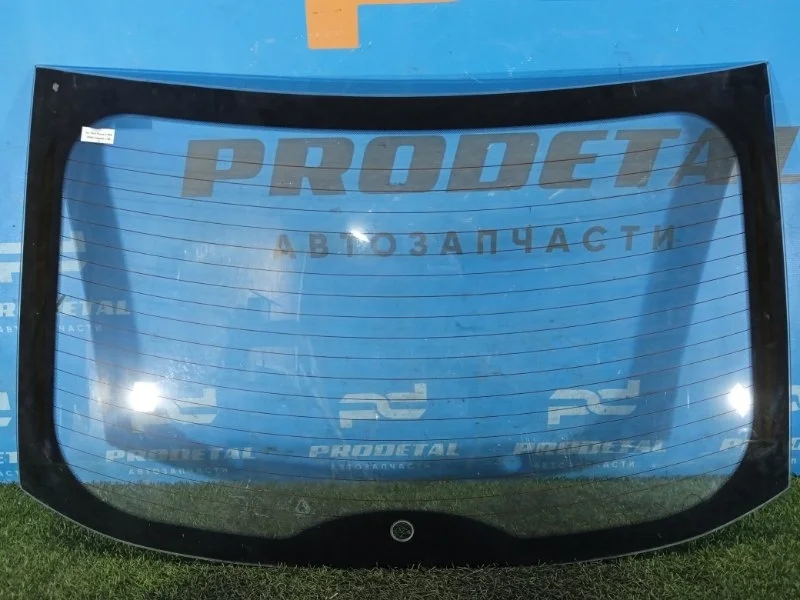Стекло двери багажника заднее Ford Focus 2 ХЭТЧБЕК