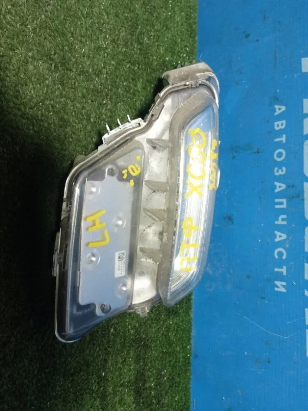 Фара противотуманная передняя левая Volvo XC60