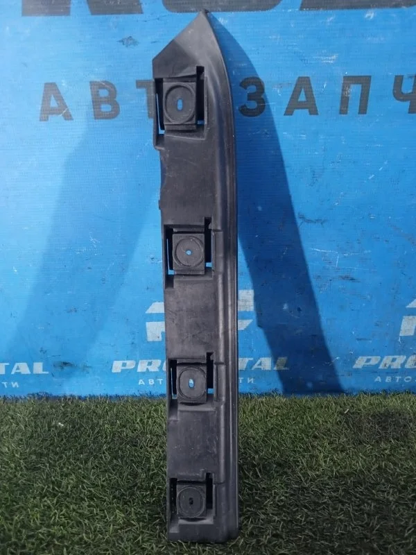 Кронштейн бампера задний правый Volkswagen Jetta