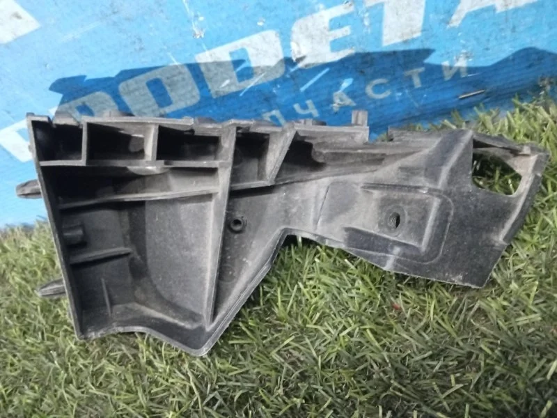 Кронштейн бампера передний левый Audi Q5 8R