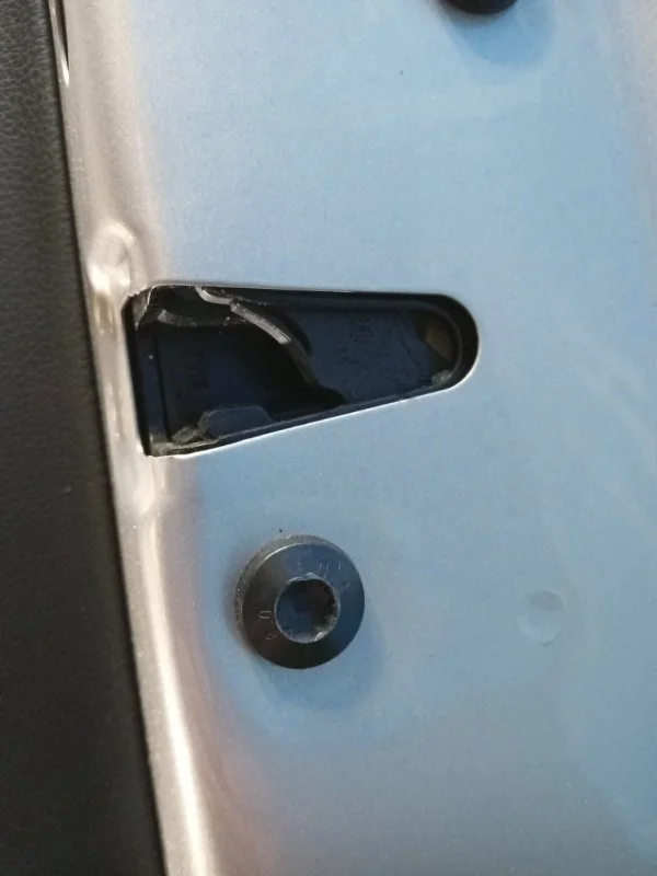 Замок двери задний правый Audi Q3 8U 2012-2018