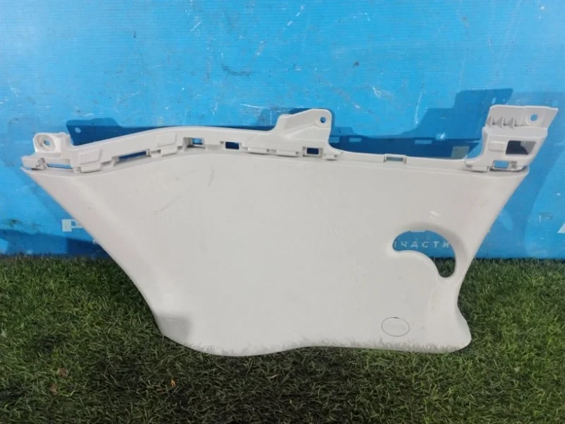 Обшивка стойки правая Kia Sportage G4NA 2016-2021