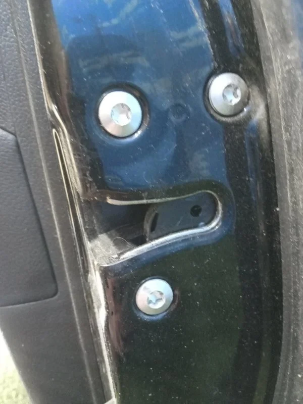 Замок двери передний правый Kia Rio СЕДАН G4FC