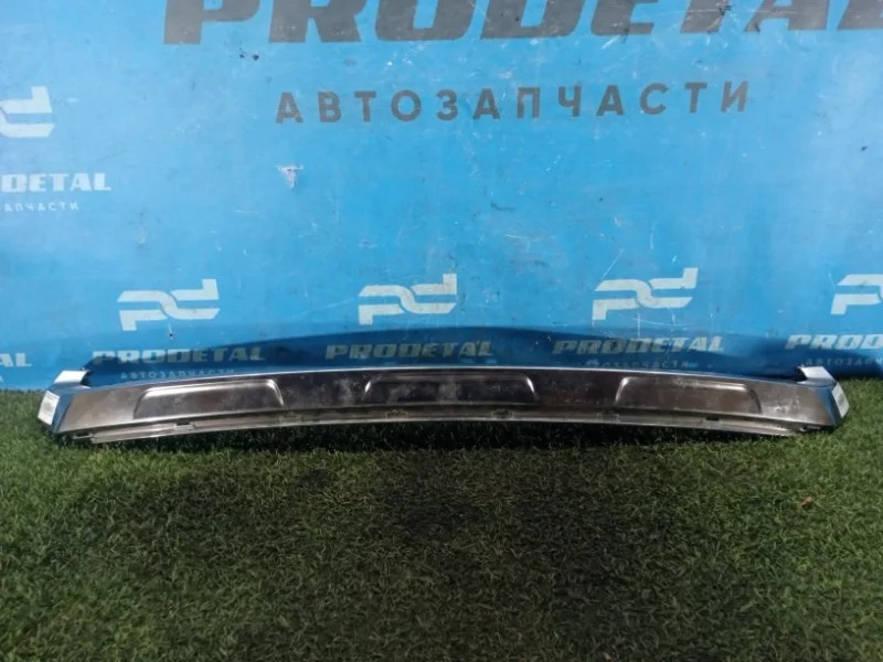 Накладка на рамку радиатора Lexus RX350 2016&gt;