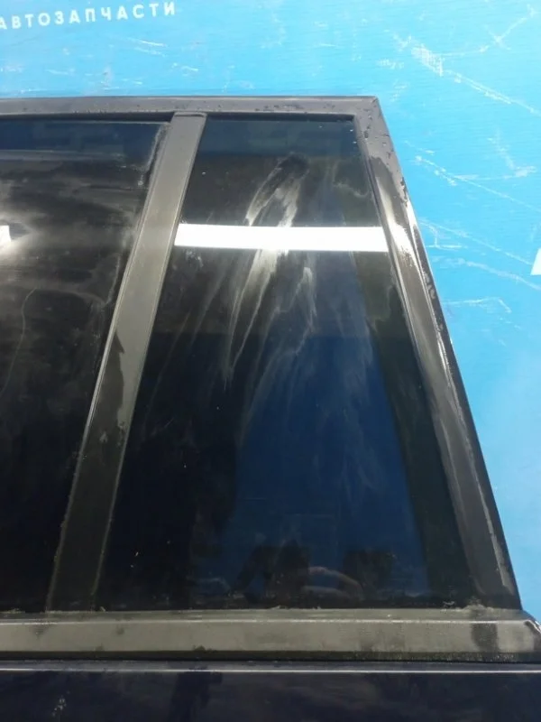Форточка двери задняя левая Ford Fusion 1.4 ASDB