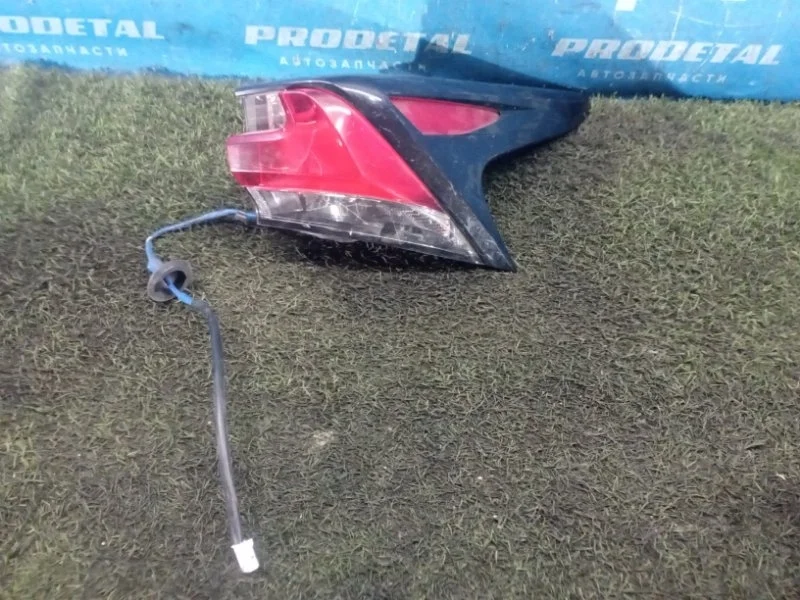 Фонарь задний правый Lexus NX 200/300H 2014+