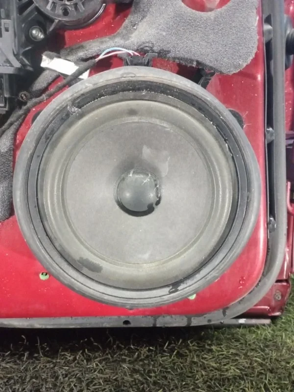 Динамик задний левый Audi A4 B7 2005-2007