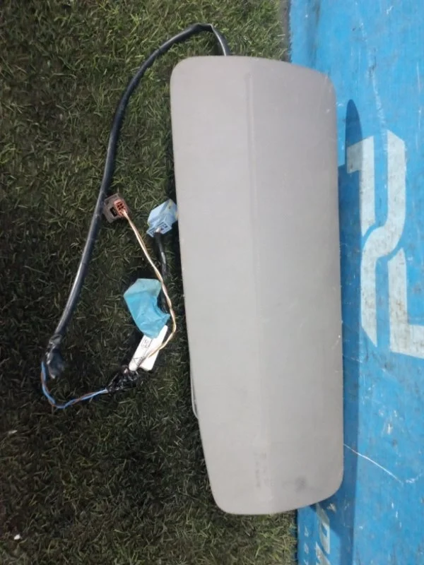 Подушка безопасности в торпедо Renault Sandero