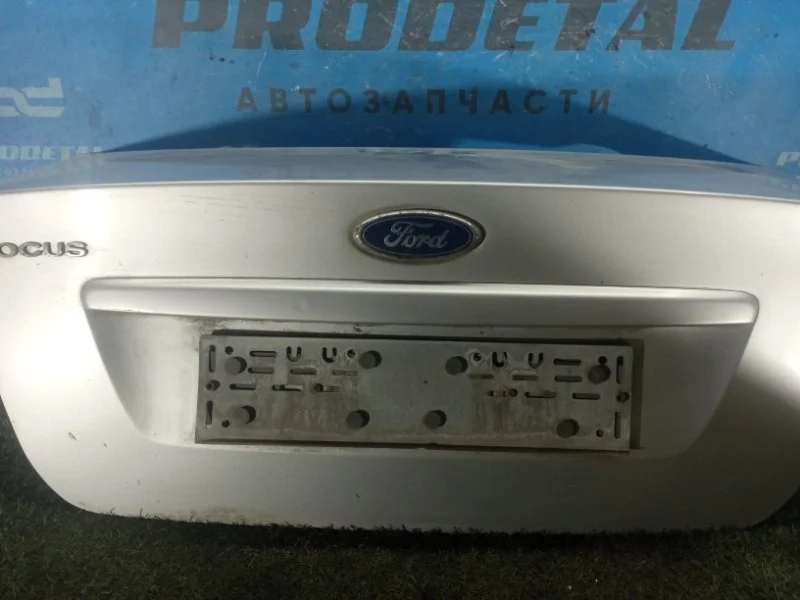 Накладка крышки багажника Ford Focus 2 QQDB