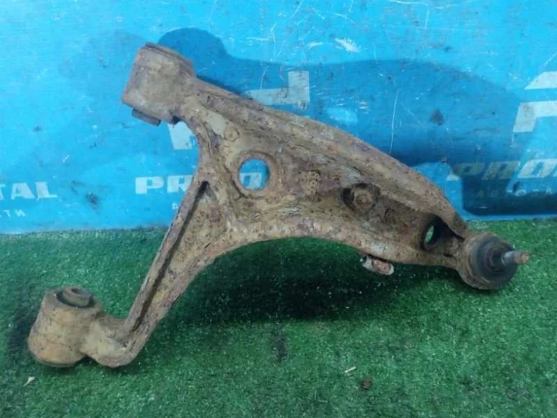 Рычаг задний левый Suzuki Grand Vitara J20A