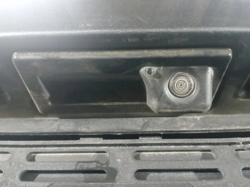 Кнопка открывания багажника задняя Volkswagen