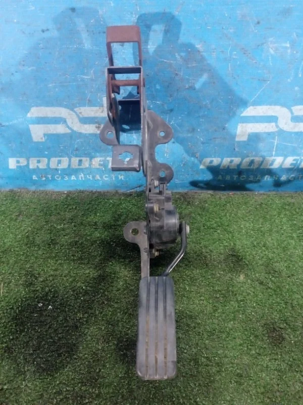 Педаль газа Renault Megane 2 1.5 K9K724 2003-2009