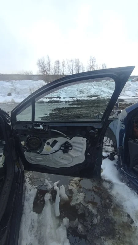 Стеклоподъемник эл. передний правый Citroen C4 2