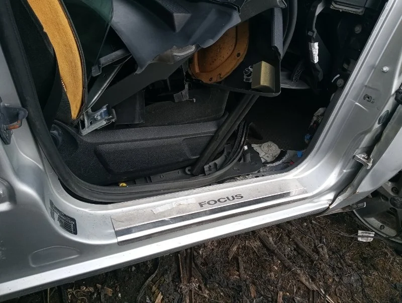 Порог со стойкой правый Ford Focus 2 СЕДАН QQDB