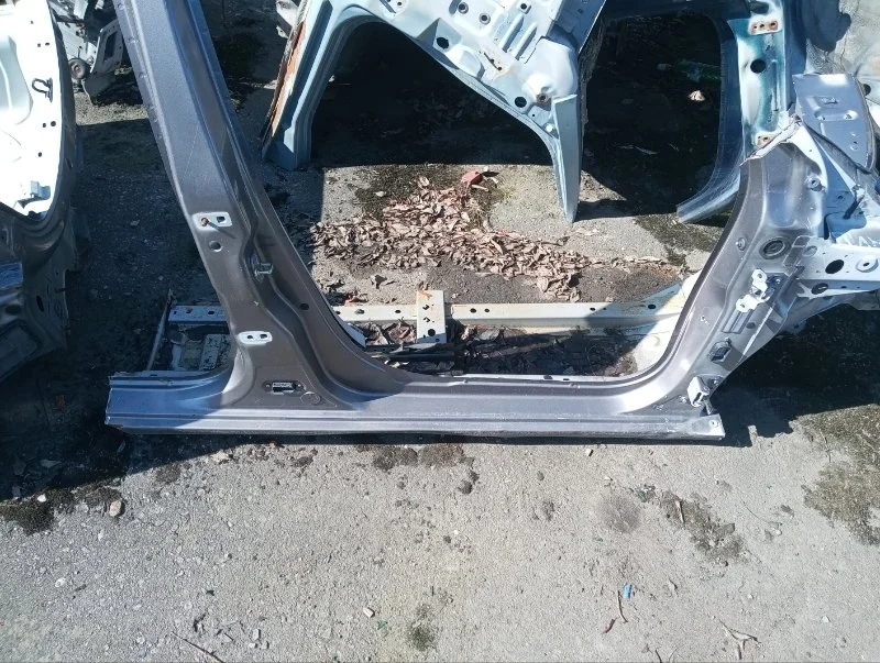 Порог со стойкой правый Renault Fluence 2010-2017