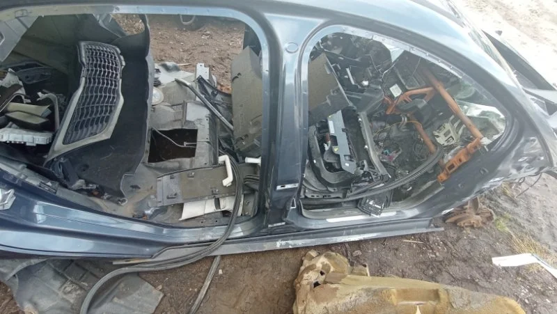 Порог со стойкой правый Ford Focus 3 2011-2019