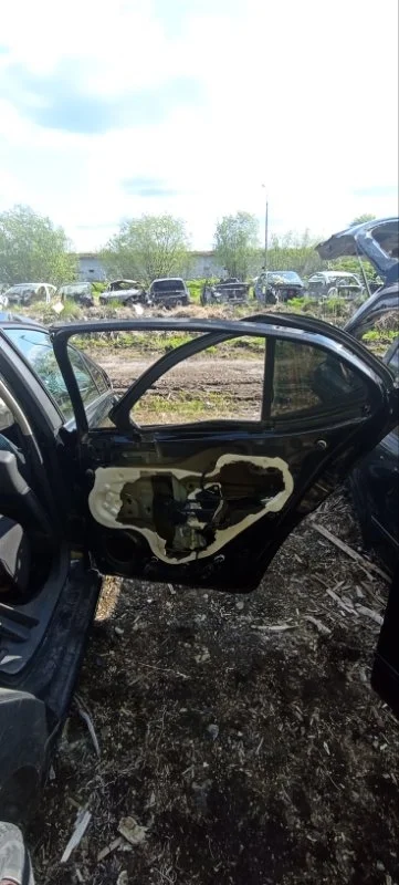 Стеклоподъемник эл. задний правый Citroen C4 2