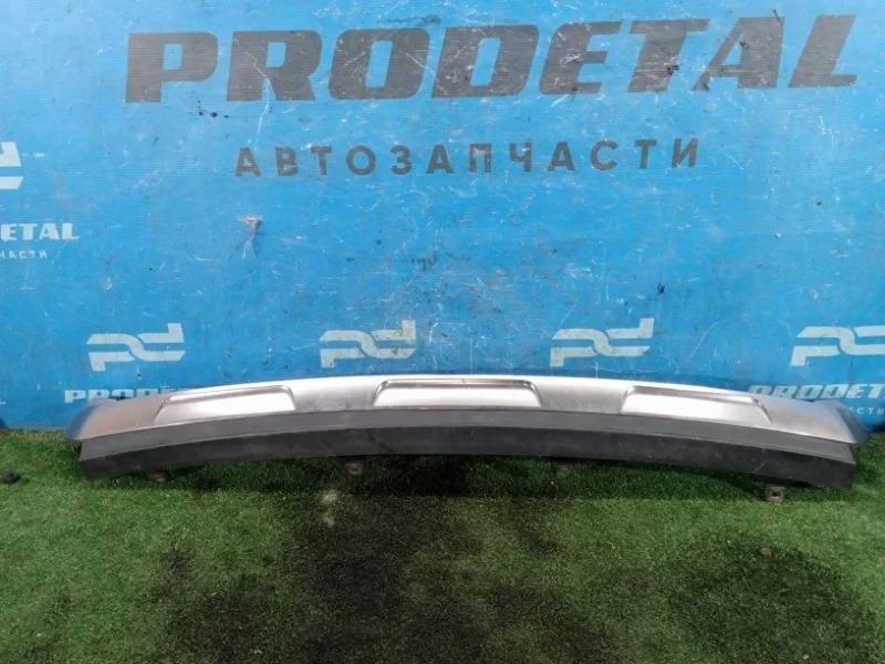 Молдинг решетки радиатора передний Lexus RX350