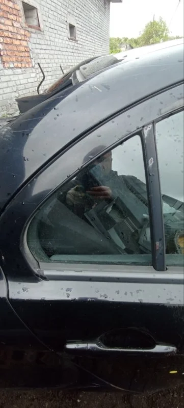 Форточка двери задняя правая Mitsubishi Lancer 10