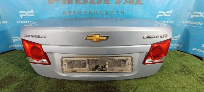 Крышка багажника левая Chevrolet Cruze 1.6
