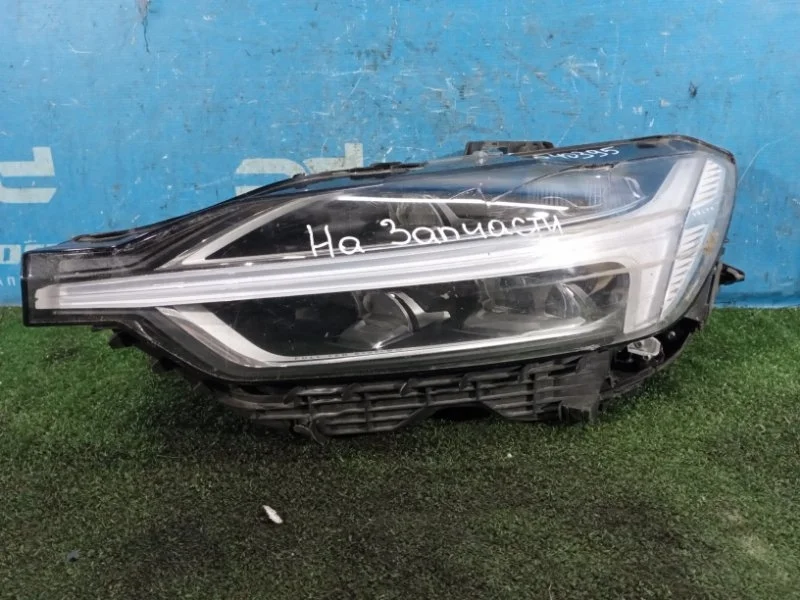 Фара передняя левая Volvo XC60 2017&gt;