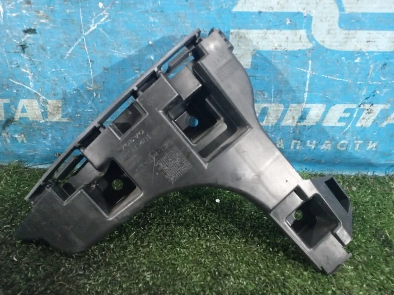 Кронштейн бампера задний левый Volvo XC60