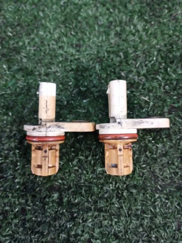 Датчик положения распредвала Opel Astra J