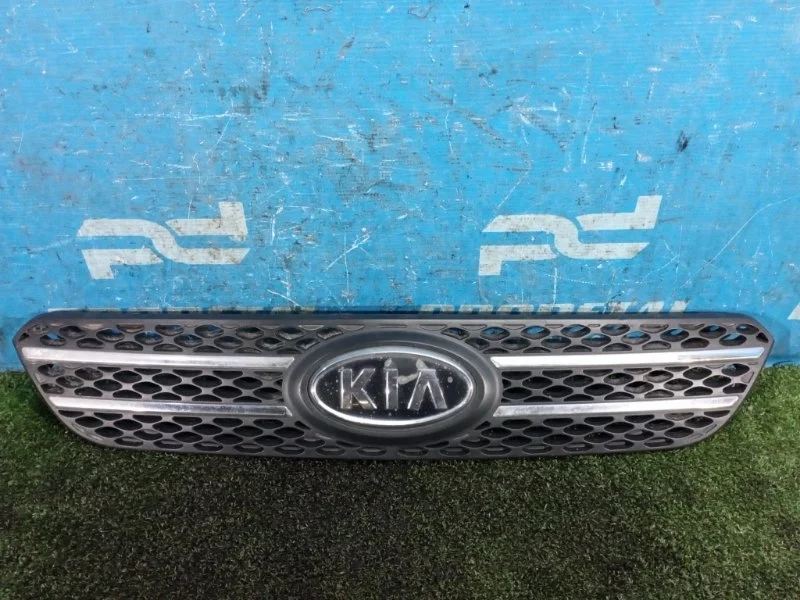 Решетка радиатора Kia Ceed 2006-2012