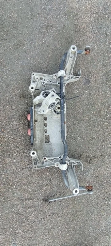 Стабилизатор передний Volkswagen Passat B7