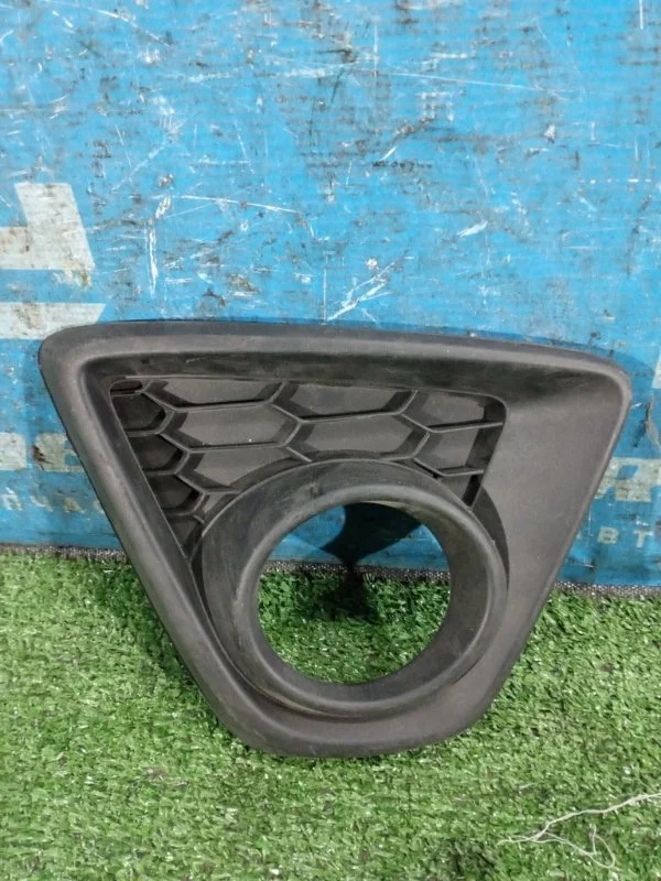 Накладка противотуманной фары правая Mazda CX-5 KE