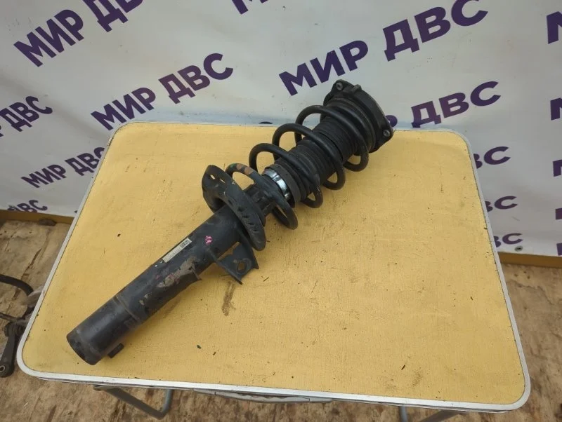 Стойка подвески передняя volkswagen golf 6 CAXA