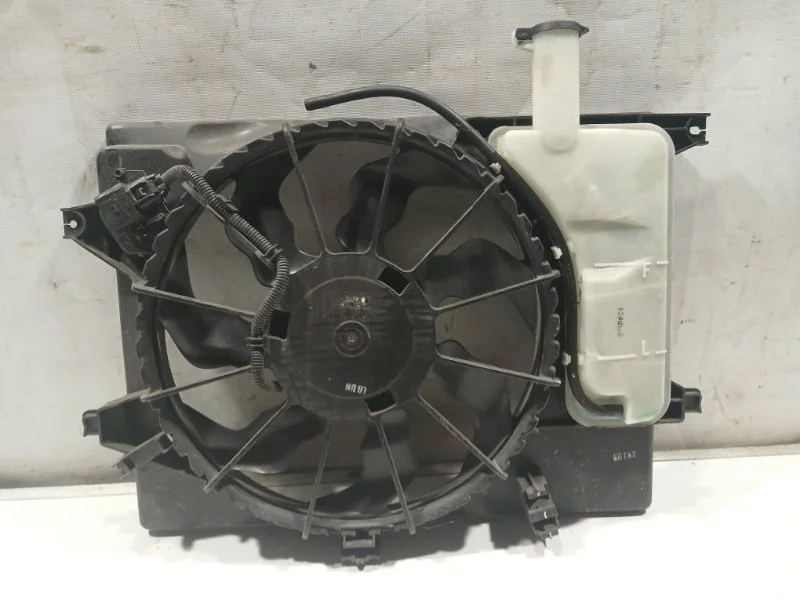 Диффузор радиатора KIA PRO CEED ХЕТЧБЕК 1.4 2015